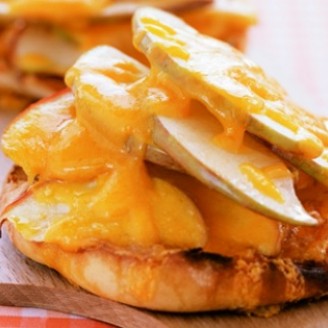 Apple-Cheddar English Muffin